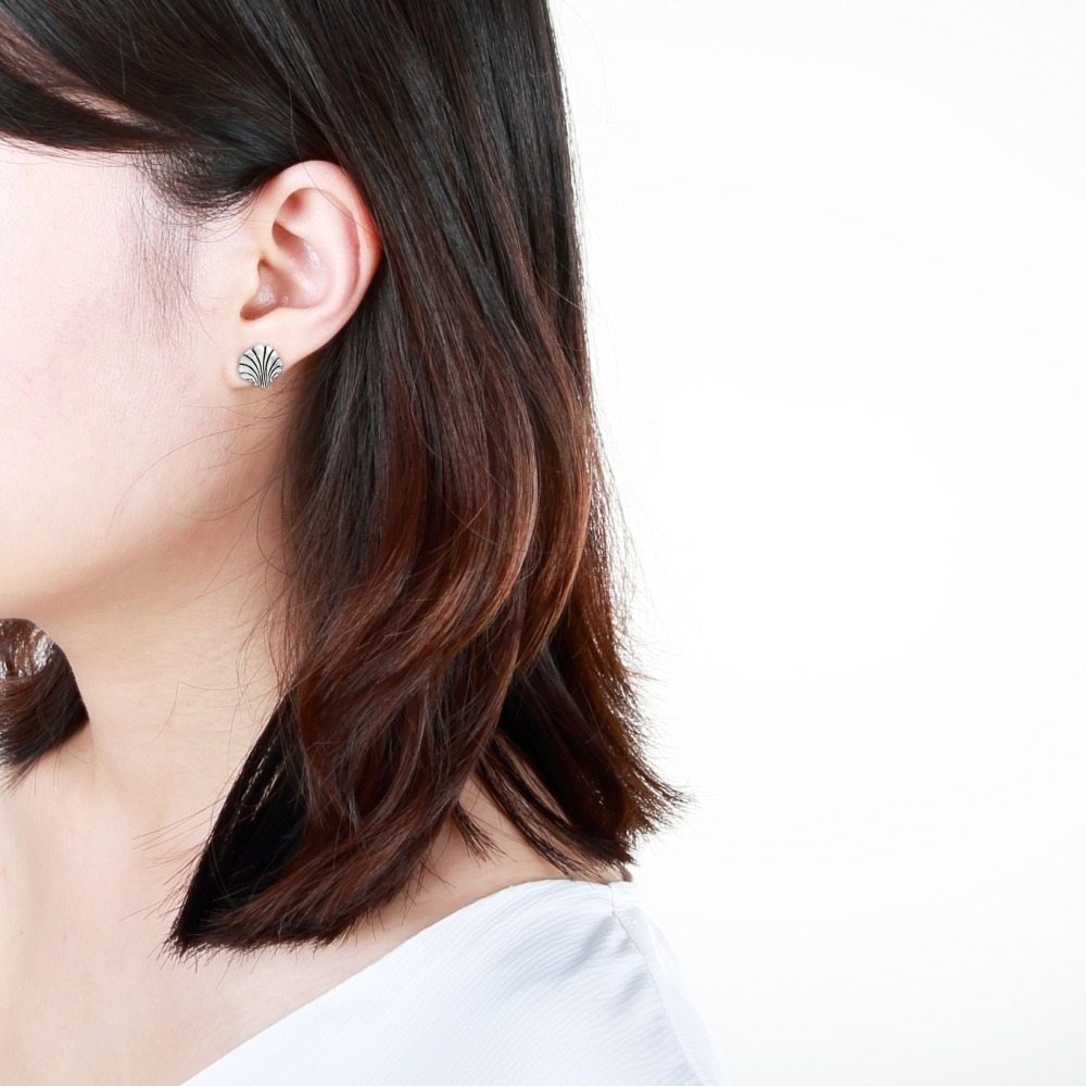 【Angel & Me】可愛 傾聽 貝殼 s925 純銀耳環 耳夾 生日禮物-細節圖2