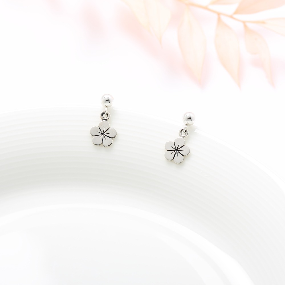 【Angel & Me】梅花 小花 s925 純銀 耳環 耳夾 生日 母親節禮物-細節圖4
