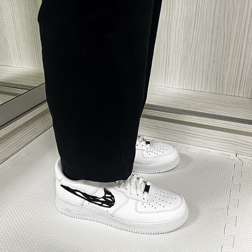 【BKS】Nike Air Force 1 猛毒 金屬液態 黑勾/休閒鞋/國外代購/IF1686-101-細節圖7