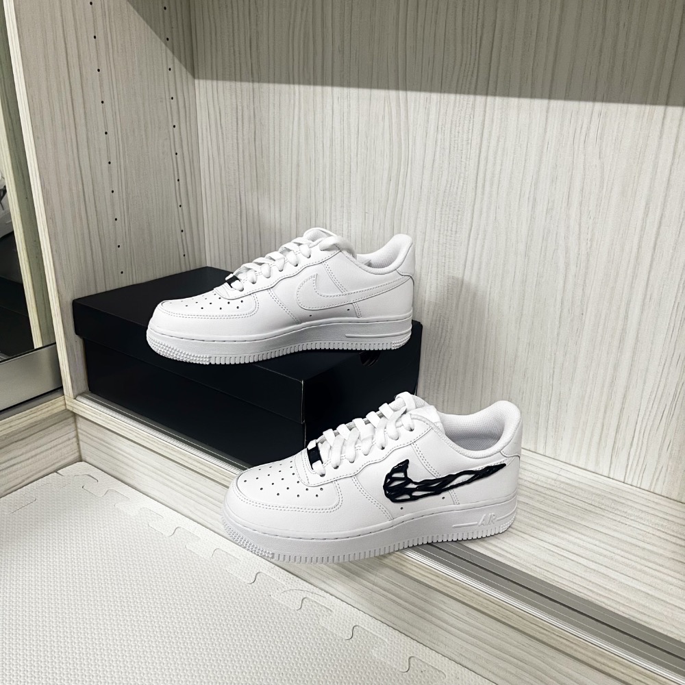 【BKS】Nike Air Force 1 猛毒 液態金屬 黑勾/休閒鞋/國外代購/IF1686-101-細節圖2