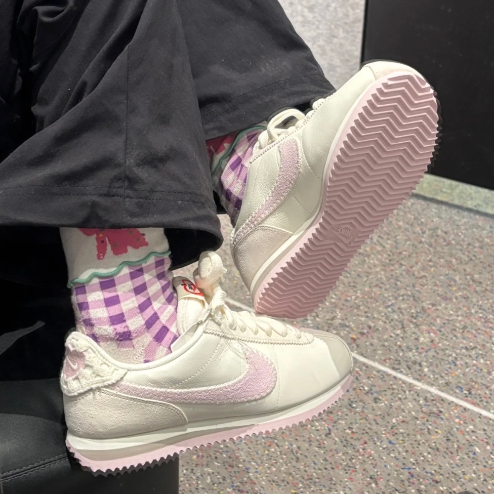 【BKS】NIKE CORTEZ 阿甘鞋 櫻花粉愛心 2025情人節限定款/國外代購/HV6012-161-細節圖4