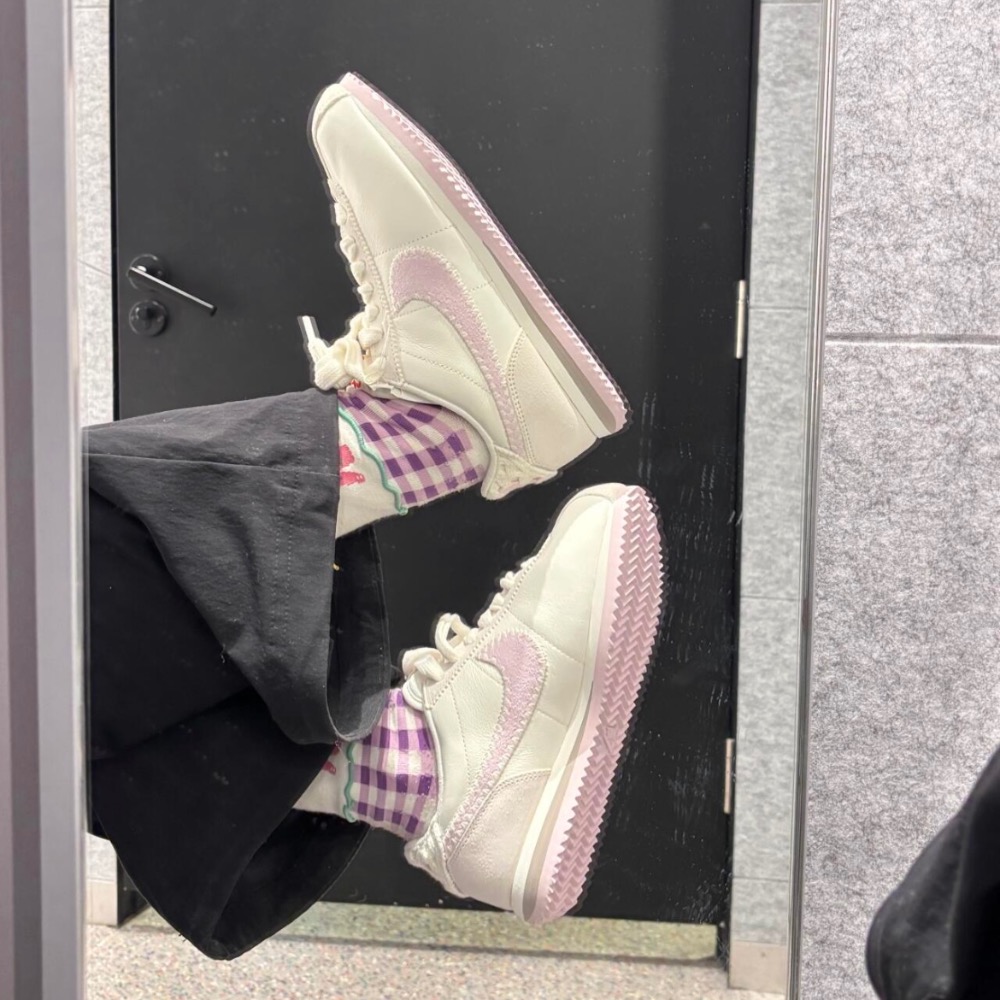 【BKS】NIKE CORTEZ 阿甘鞋 櫻花粉愛心 2025情人節限定款/國外代購/HV6012-161-細節圖5