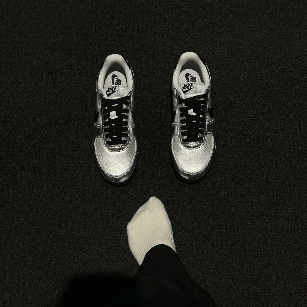 【BKS】NIKE FIELD GENERAL 銀黑 復古薄底 休閒鞋 女款 國外代購 HQ7397-001-細節圖3
