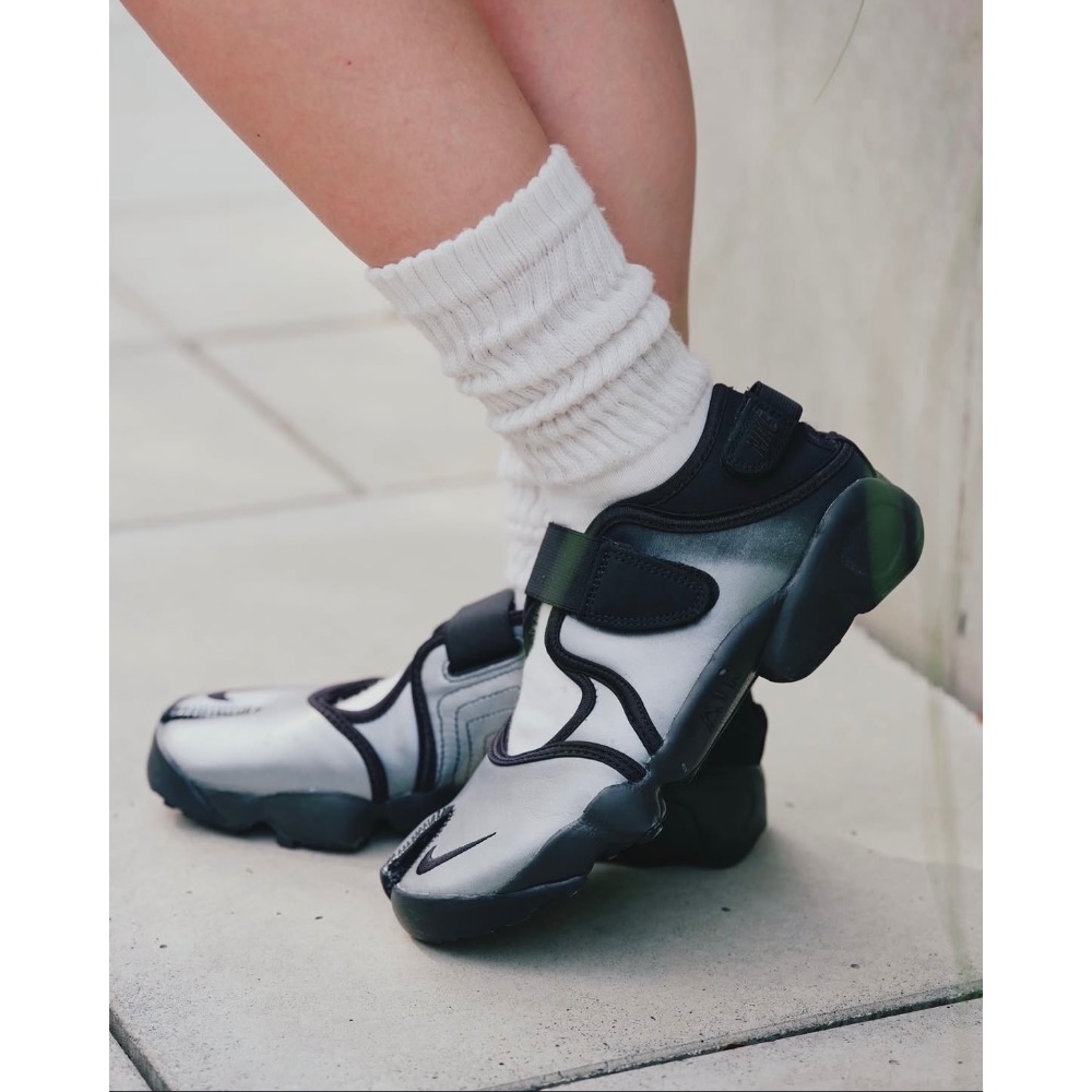【BKS】NIKE AIR RIFT 銀黑渲染 忍者鞋 分趾鞋 /國外代購/ih3656-095-細節圖6