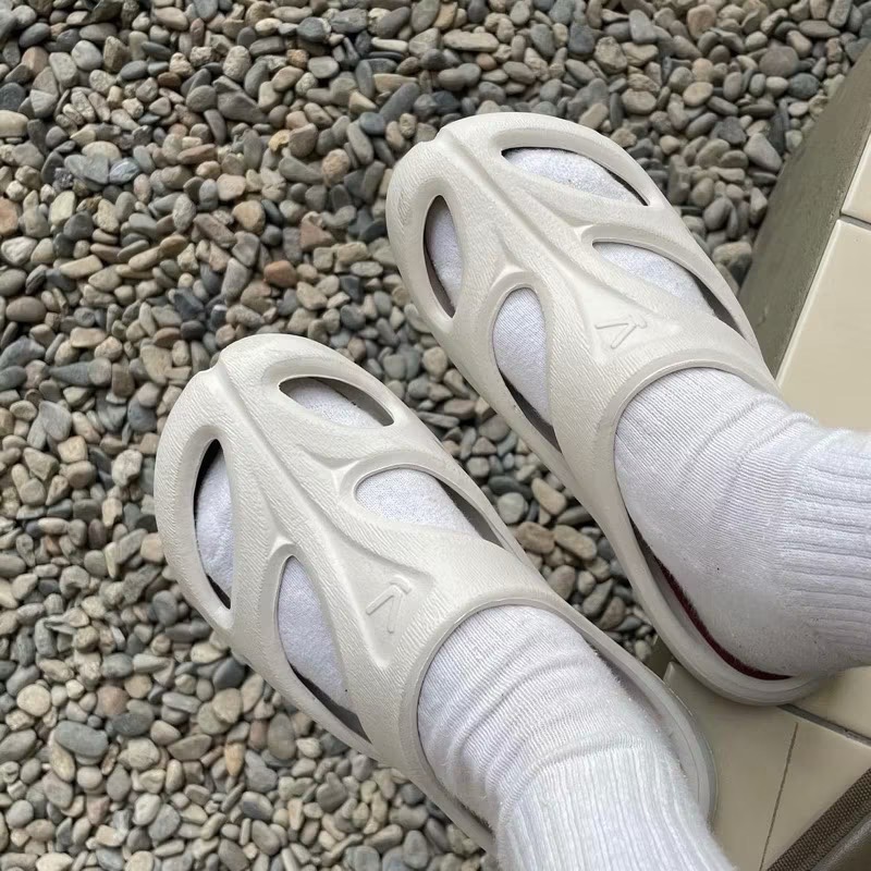 【BKS】KEEN Shanti 越野拖鞋 異型拖鞋 洞洞拖鞋 國外代購-細節圖4