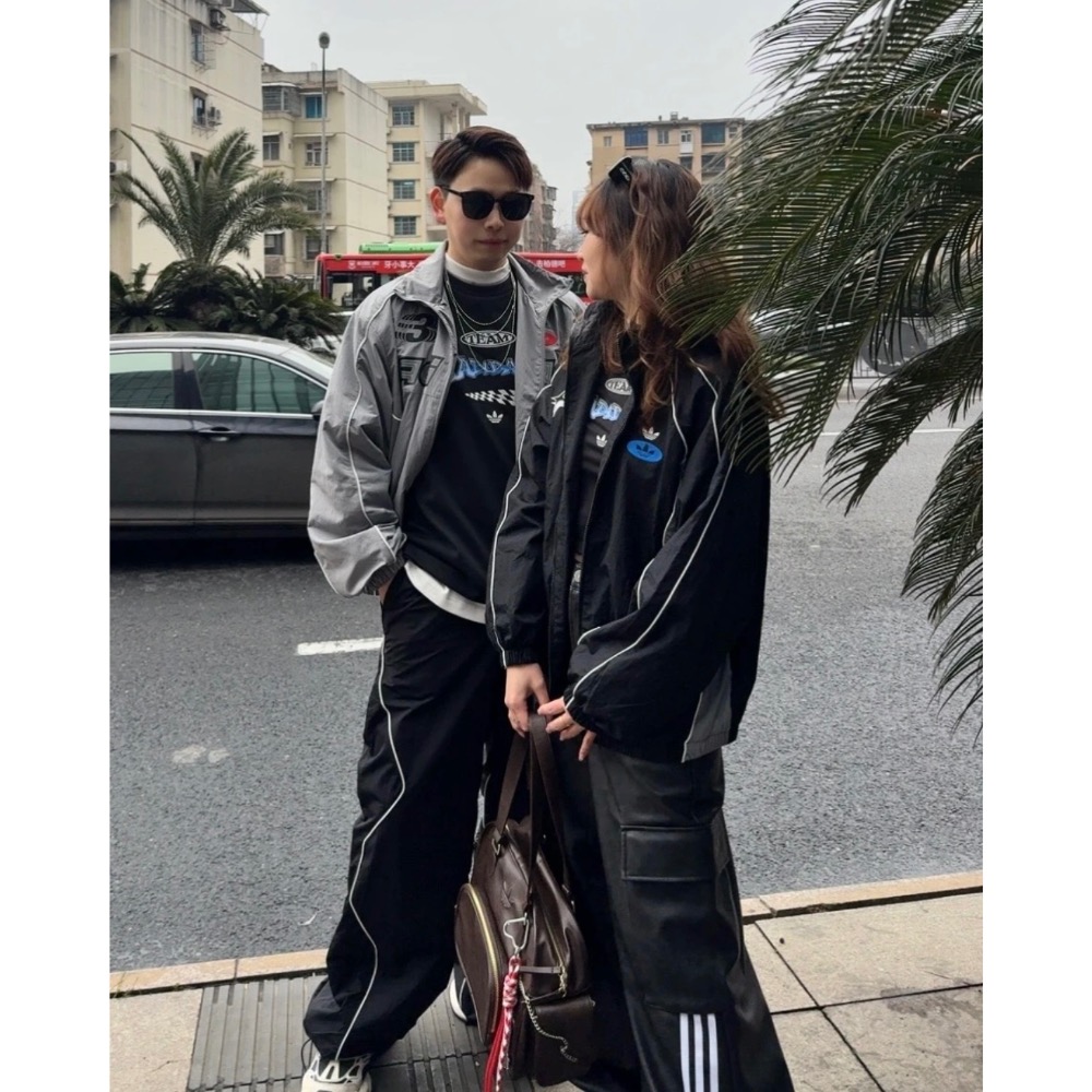 【BKS】ADIDAS ORIGINALS V-DAY 賽車風 防風 外套 國外代購/JM8033/JM8034-細節圖4