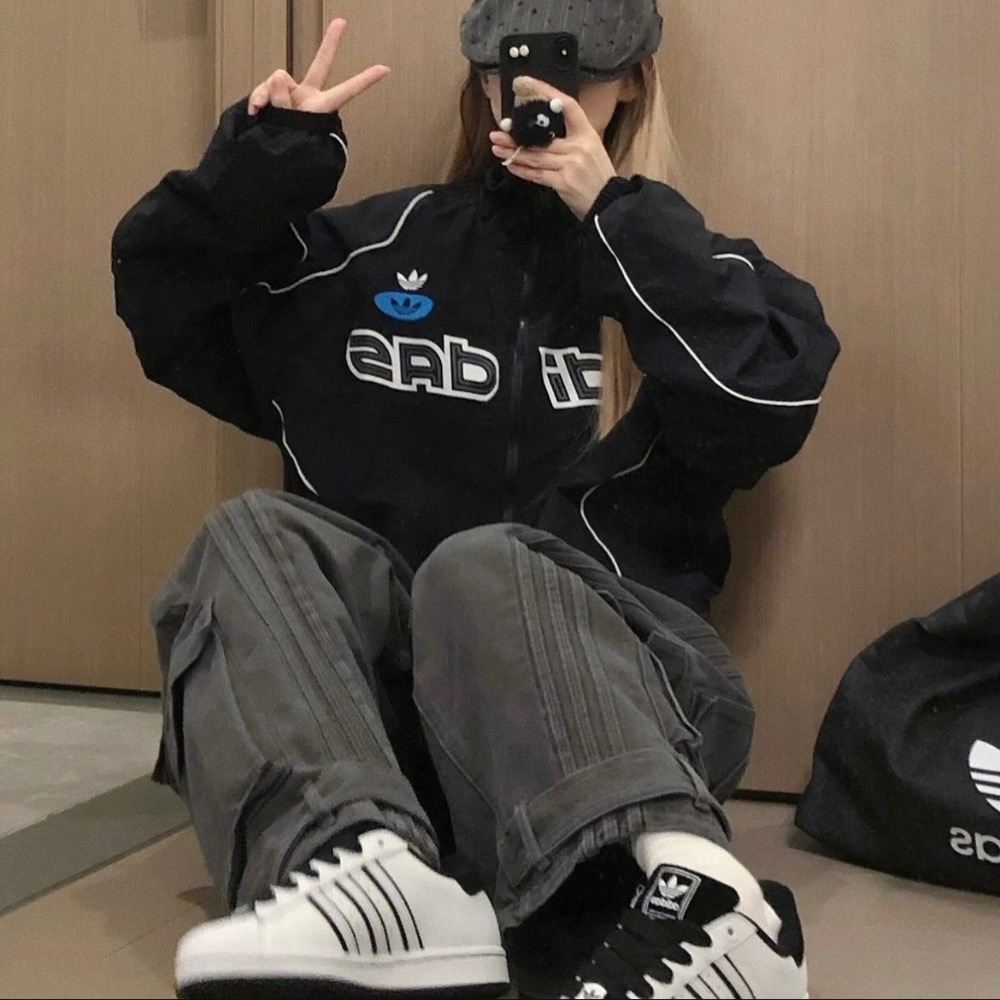 【BKS】ADIDAS ORIGINALS V-DAY 賽車風 防風 外套 國外代購/JM8033/JM8034-細節圖9