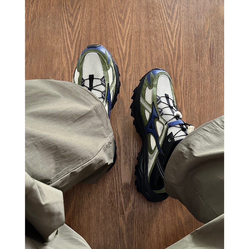 【BKS】MIZUNO RACER TRAIL SE 黑綠色 復古山系 運動 機能涼鞋 布鞋 /國外代購-細節圖2