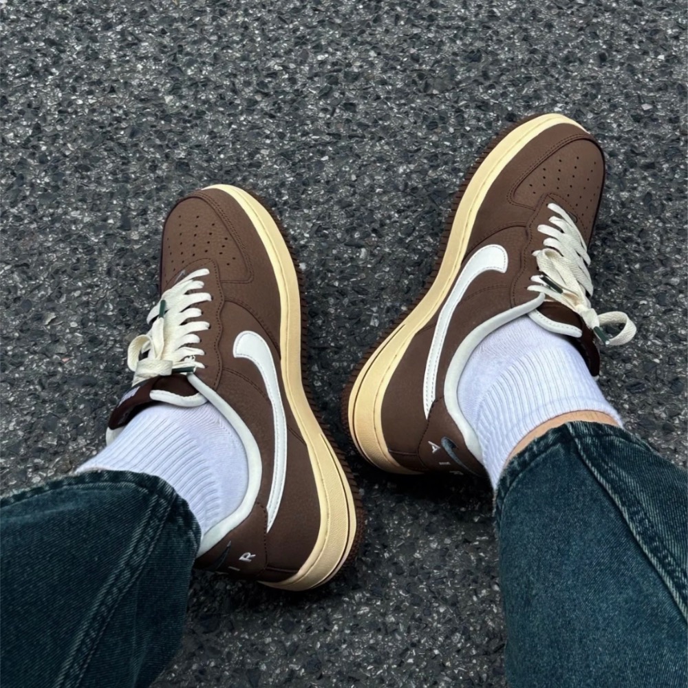 【BKS】NIKE AIR FORCE 1 可可牛奶/皮革/休閒鞋/國外代購/FZ3592-259-細節圖4