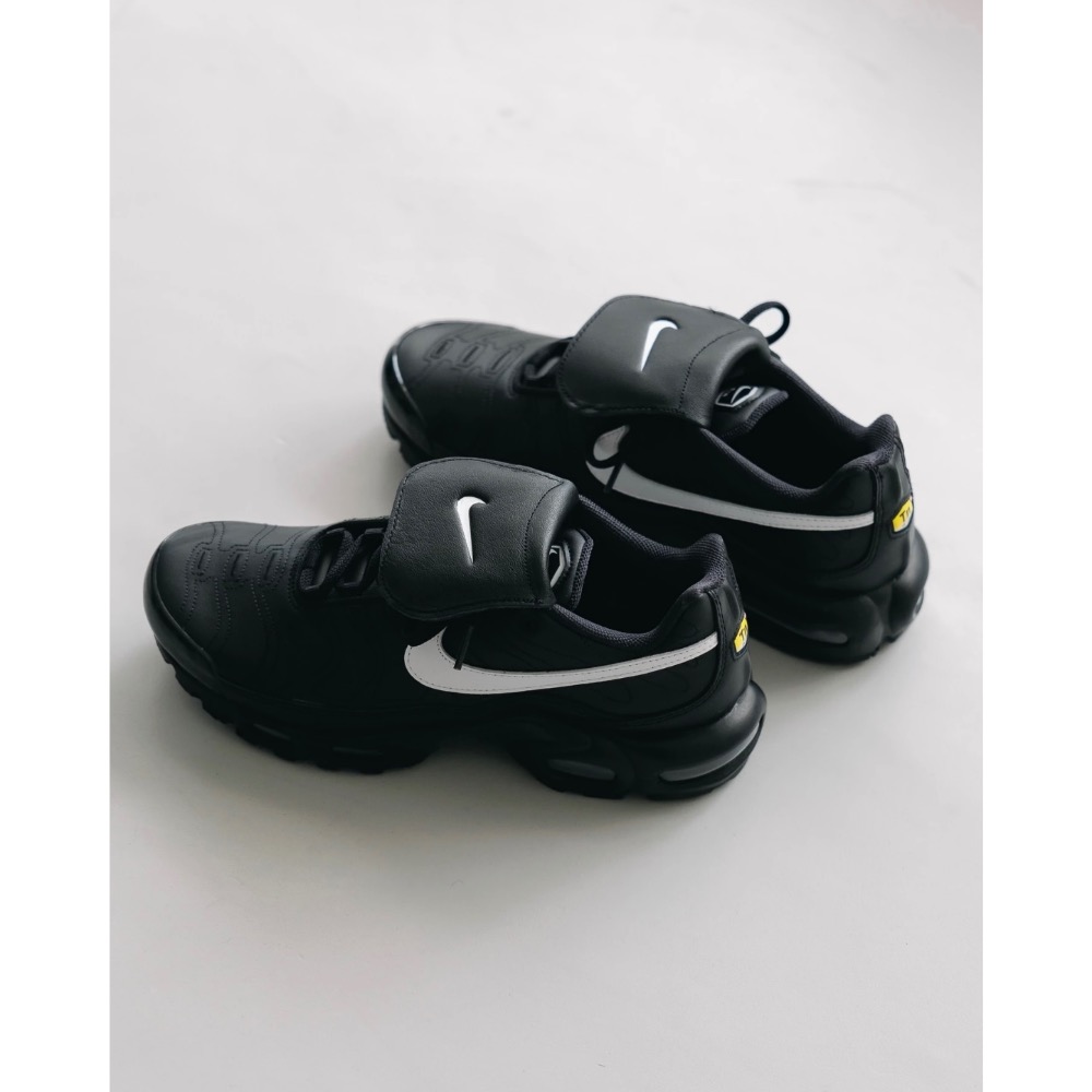 【BKS】NIKE W AIR MAX PLUS 黑武士 翻蓋鞋舌 氣墊 黑色 國外代購 hf0074-001-細節圖2