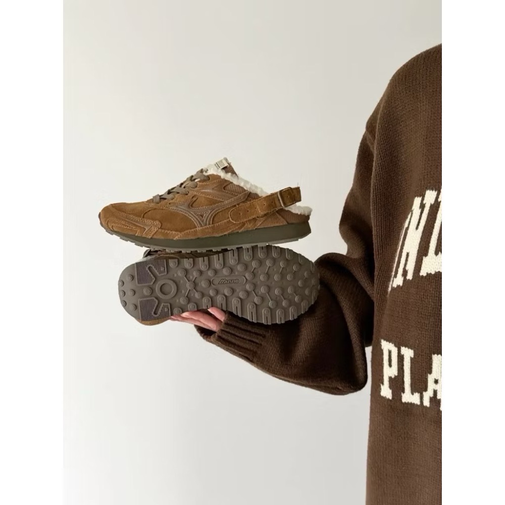 【BKS】MIZUNO LG 60S SLIPPER 毛絨 穆勒鞋 秋冬 勃肯風/國外代購-細節圖4