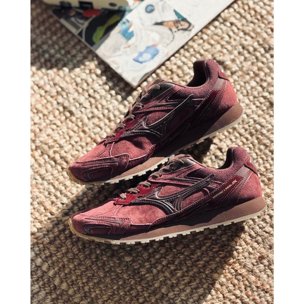 【BKS】MIZUNO LG 60S 2K 酒紅 千禧復古 休閒鞋/國外代購-細節圖8