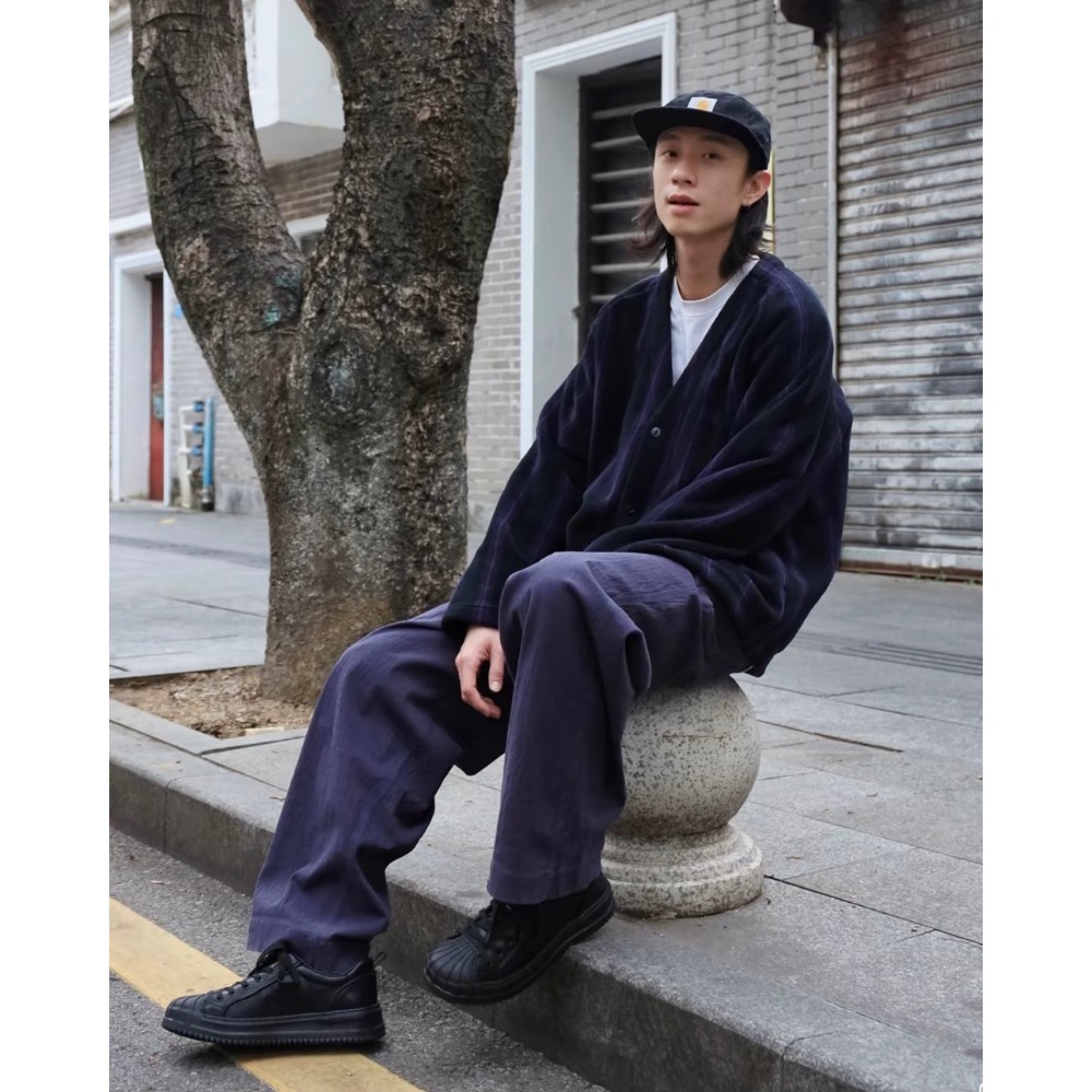 【BKS】UNIQLO x NEEDLES 蝴蝶刺繡 法蘭絨針織外套/紫黑/寬版/開襟外套/國外代購/484125-細節圖8