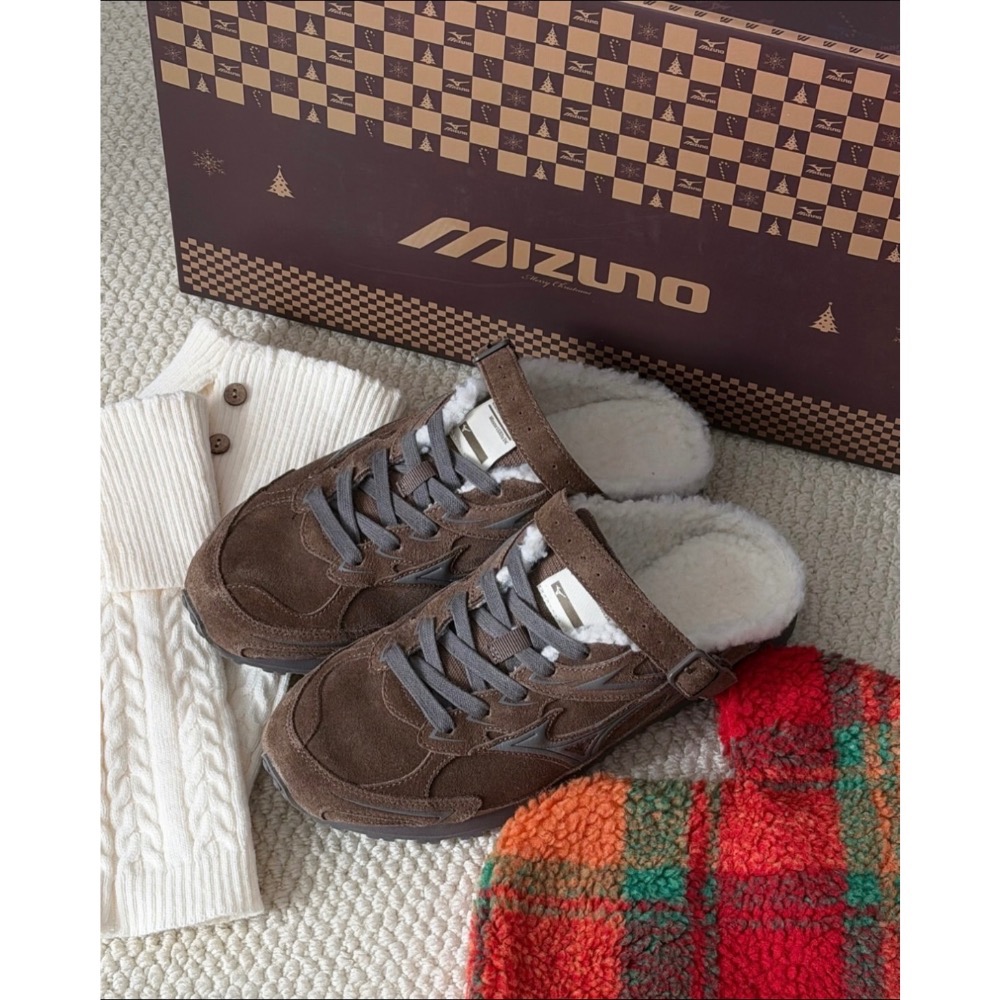 【BKS】MIZUNO LG 60S SLIPPER 毛絨穆勒鞋 期間限定禮版/國外代購-細節圖5