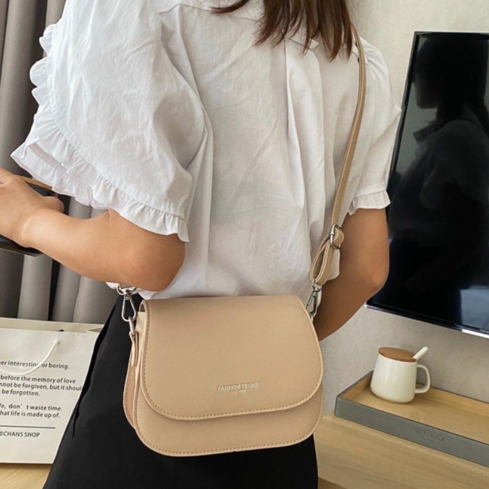 卡其色馬鞍包-細節圖2