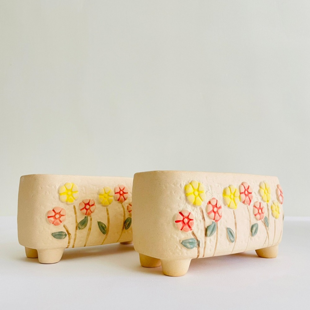 花盆王 知雨若泥 多肉盆栽長盆•花盆組盆•園藝花園造景•陽台植栽•台灣現貨•辦公室小物•鄉村風素燒花朵小長方盆-細節圖4