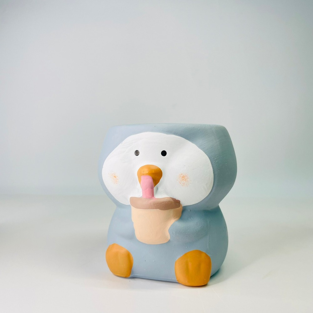 花盆王 知雨若泥 小企鵝喝珍奶陶瓷盆栽植物花瓶多肉花器 筆筒文具化妝品收納 畢業婚禮佈置辦公室小物生日禮物DIY台灣-細節圖6