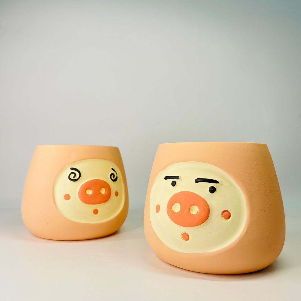 花盆王 知雨若泥 小豬表情花盆陶瓷盆栽植物花瓶多肉花器 筆筒文具化妝品收納 畢業婚禮佈置辦公室小物生日禮物DIY台灣-細節圖7