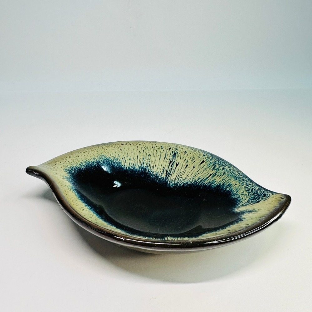 花盆王 知雨若泥 彩釉深色星空葉子花盤•盆栽底盤苔球盤居家裝飾首飾盤子招財聚寶盆•日式風格立香薰香盤•台灣現貨-細節圖6