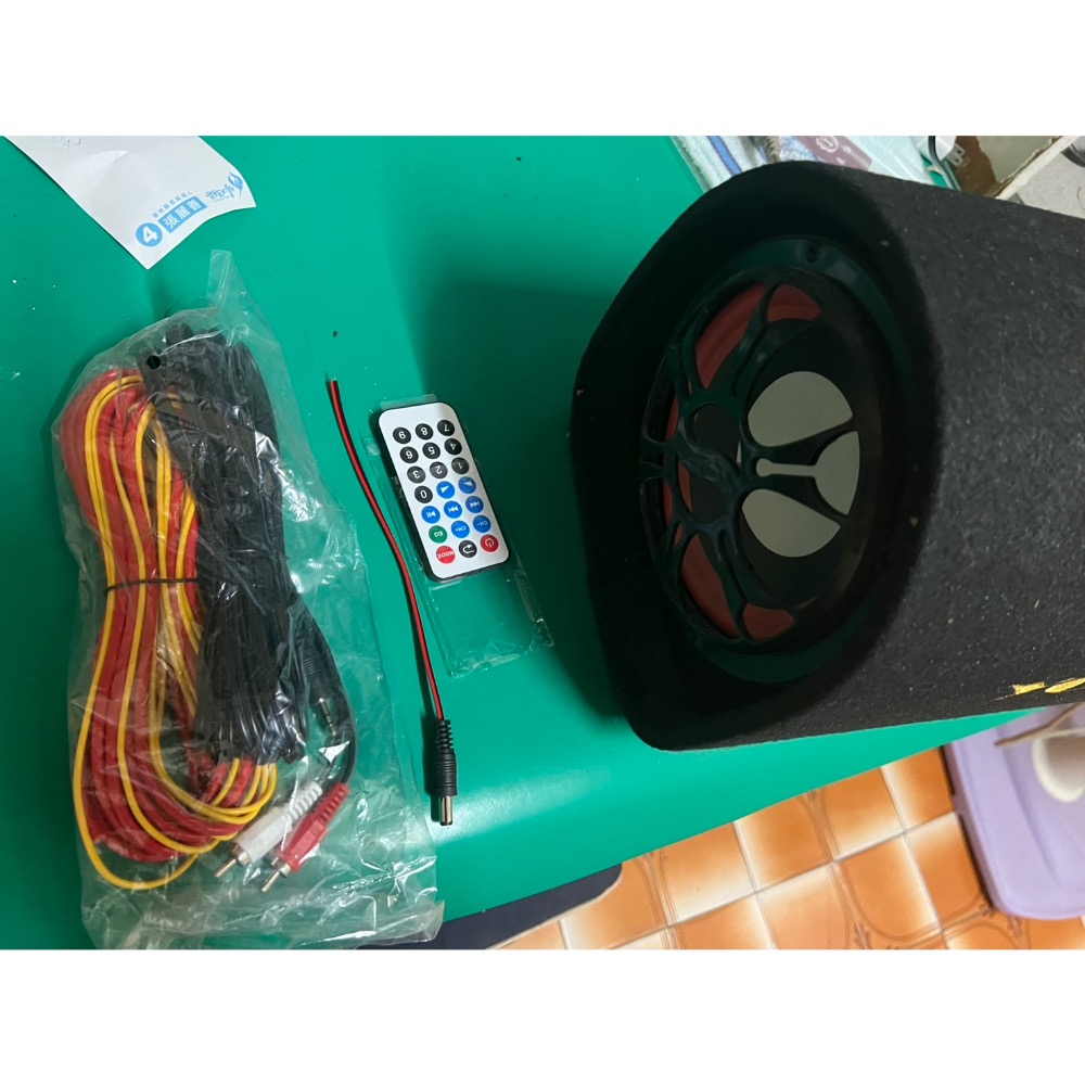 二手。中古。車用藍牙喇叭  藍芽喇叭重低音  藍芽喇叭  藍芽音響。收音機藍牙喇叭。USB藍牙喇叭。低音炮-細節圖5