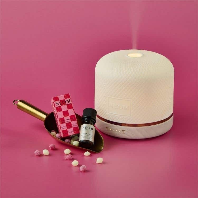 NEOM 凜冬聖檀限定精油 聖誕祈願限定精油 香料萊姆限定精油 聖誕節 交換禮物 平安夜-細節圖2