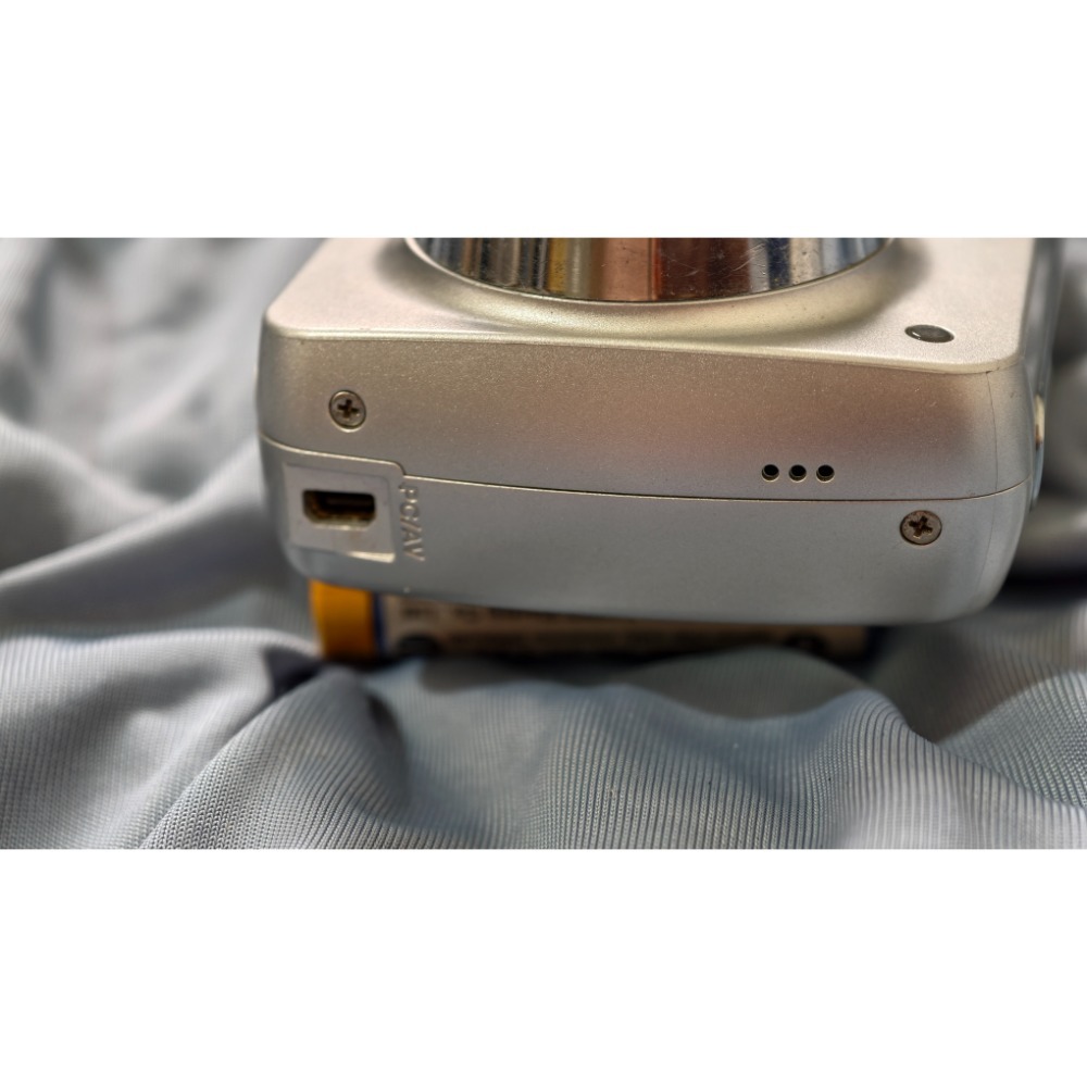 Pentax Optio E30 復古隨身數位相機（外觀良好/螢幕鏡頭正常/部分按鍵失效）-細節圖5