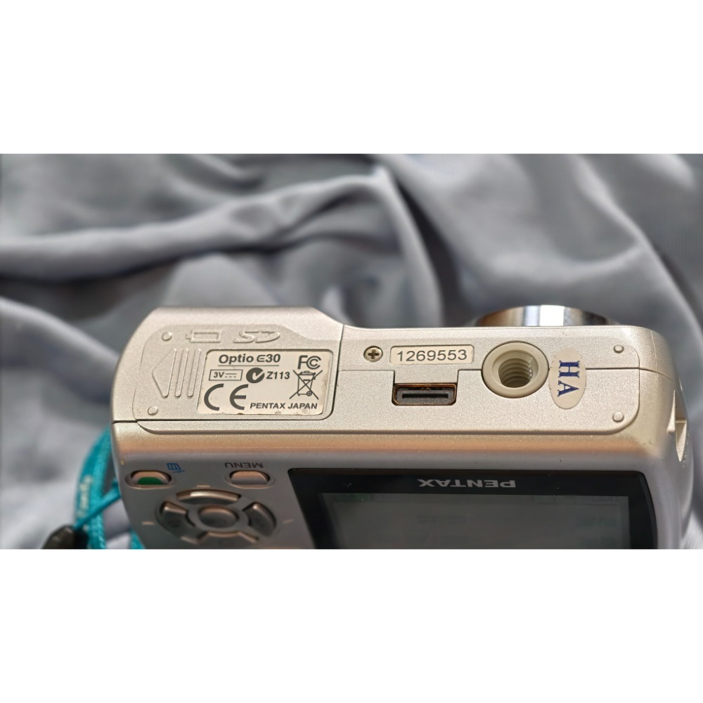 Pentax Optio E30 復古隨身數位相機（外觀良好/螢幕鏡頭正常/部分按鍵失效）-細節圖7