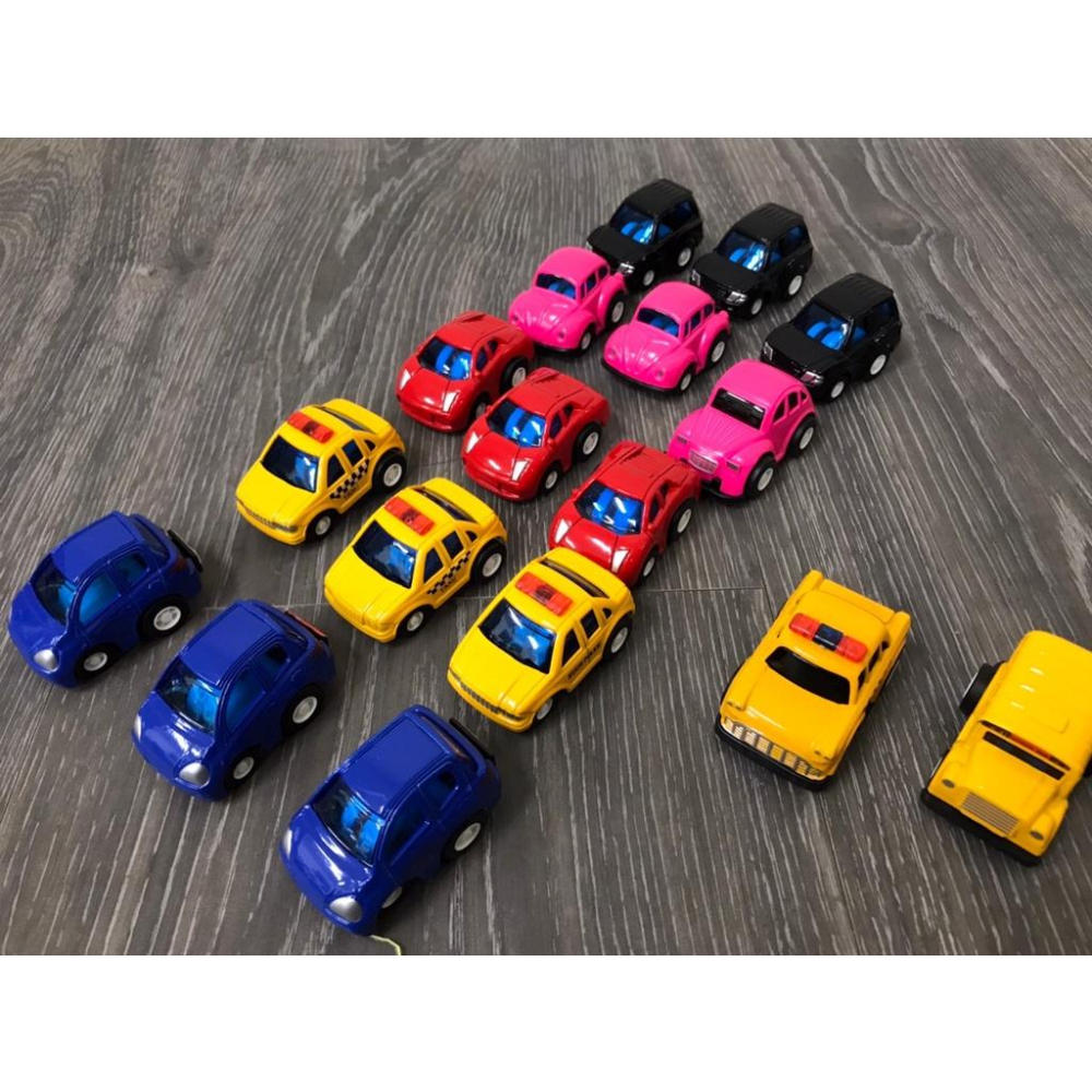 【玩具兄妹】現貨! 迴力玩具車 附扭蛋 校車/計程車/消防車/金龜車/小賽車 小汽車 超會跑 跑得快迴力車 小朋友禮物-細節圖5