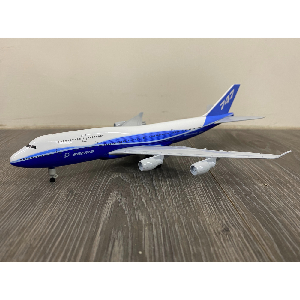 【玩具兄妹】現貨! 1:400 波音747-400(盒裝) 20公分 金屬飛機模型 含起落架 展示架-細節圖3