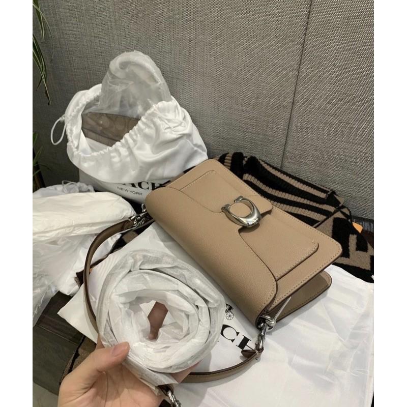 COACH TABBY 專櫃包 全色奶茶色肩背包 現貨-細節圖3