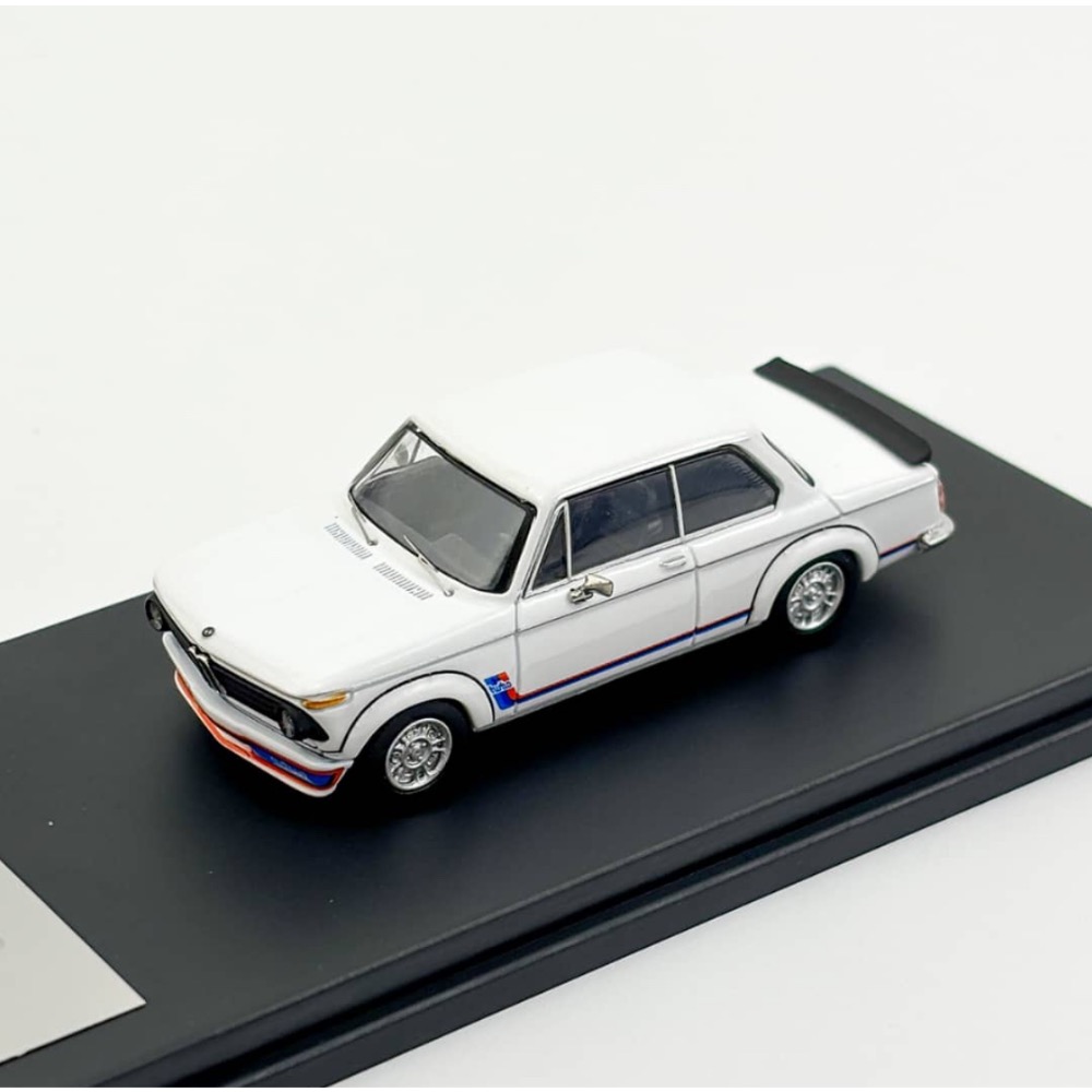 YS Model 勇勝 1:64合金模型，BMW 2002 Turbo-細節圖2