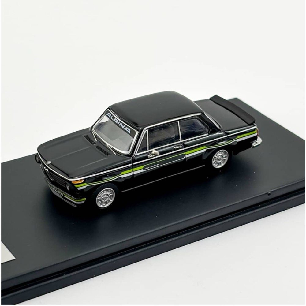 YS Model 勇勝 1:64合金模型，BMW 2002 Turbo-細節圖3