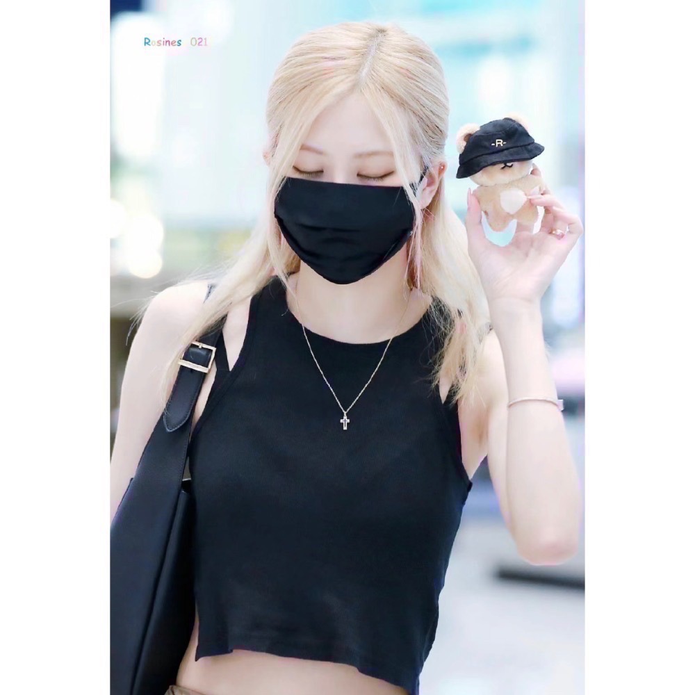 BLACKPINK Rosé FanUnion 韓站🐿️BORN PINK 10公分Posie娃娃 Rosie 吉他-細節圖2