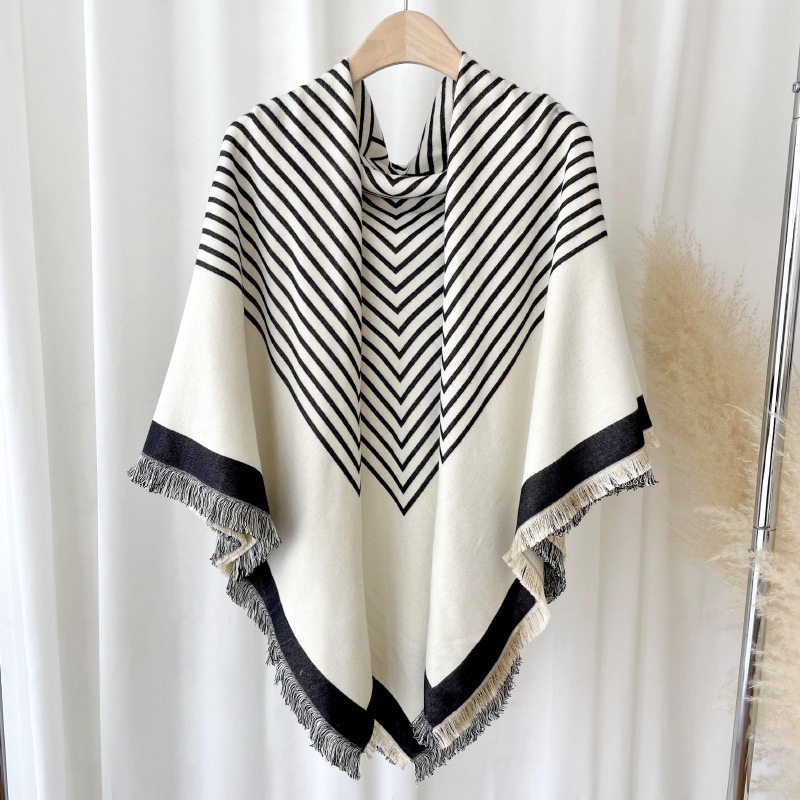 [台灣現貨]圍巾 披肩 斗篷 圍脖 保暖 外搭 外套 條紋 科技羊毛 聖誕交換禮物 推薦 披風 KSelect 女-細節圖2