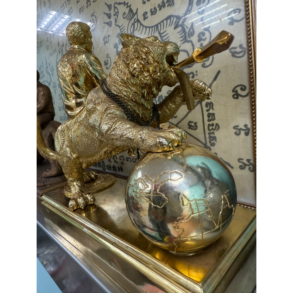 泰國佛牌，阿贊Ong，阿贊通肅坐虎供奉尊-細節圖3