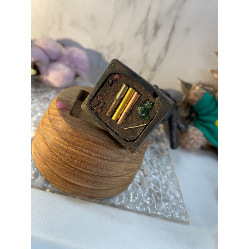 泰國佛牌，2563，四手帕納萊供奉尊-細節圖6