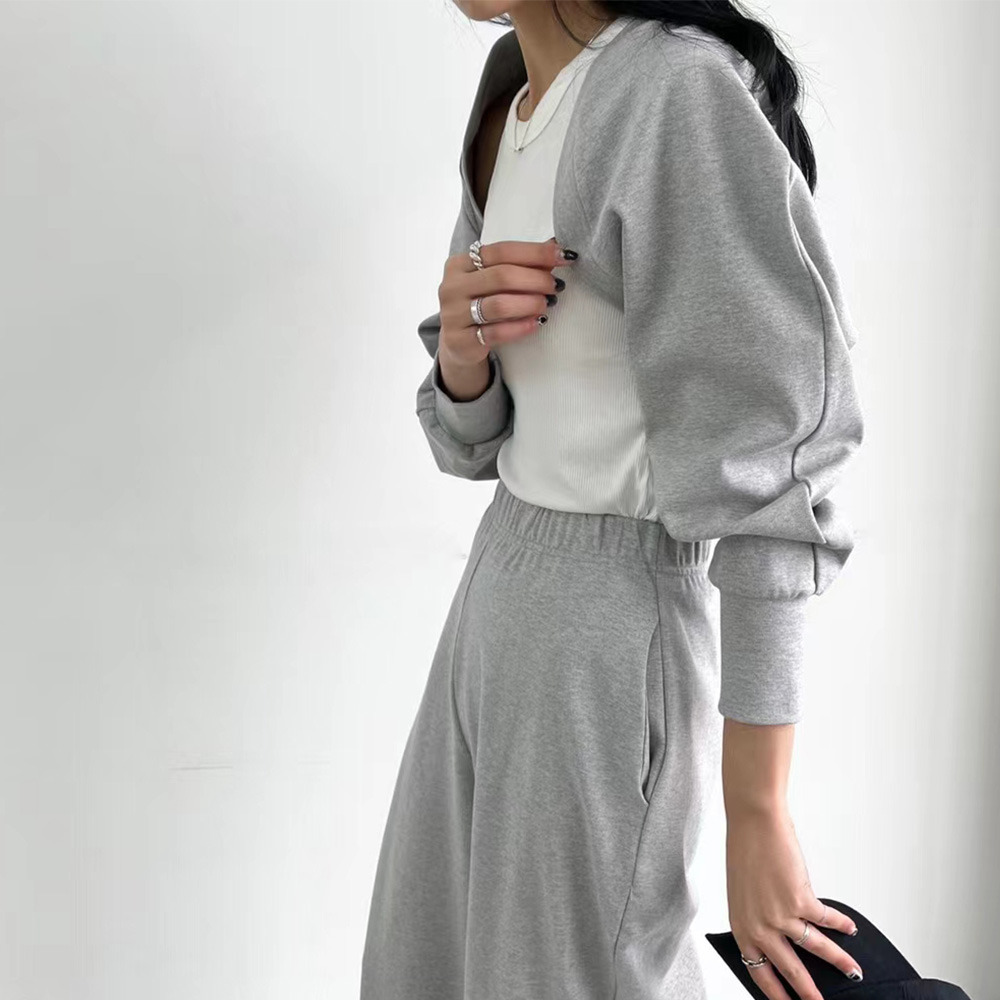 韓國選物｜Girl Crush女團風短版運動外套 (黑/灰色)-細節圖9