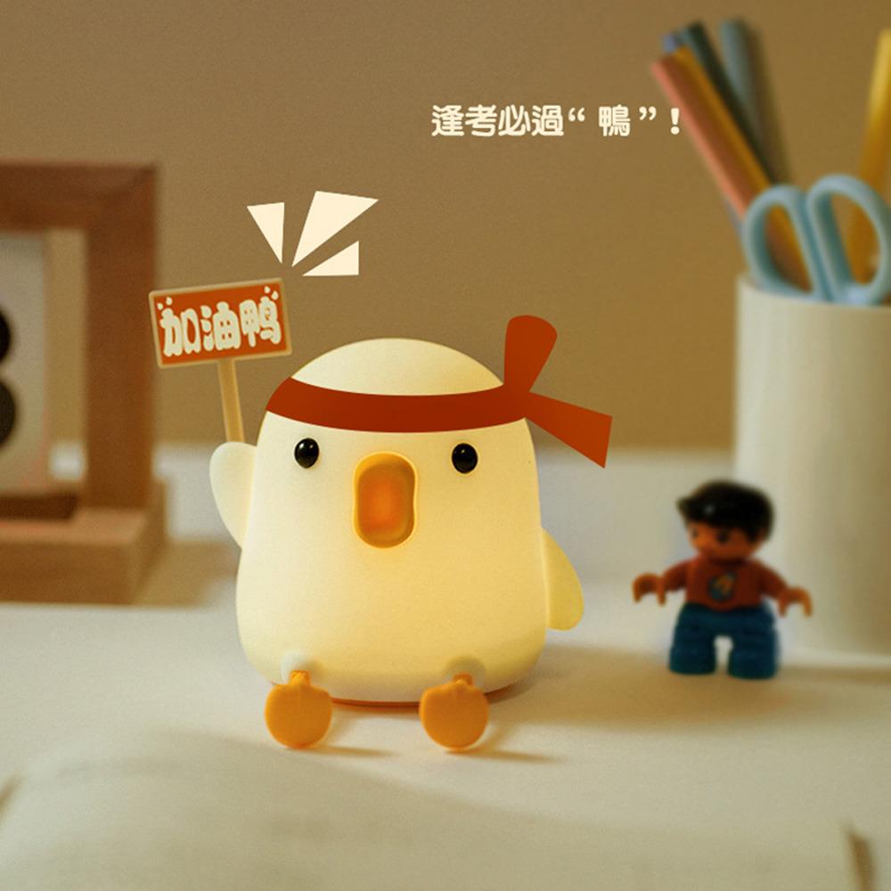 加油鴨小夜燈 USB充電 鴨鴨小夜燈 臥室床頭燈 拍拍燈 小鴨矽膠小夜燈 伴睡燈 治癒小夜燈 手機支架夜燈 臥室-細節圖4