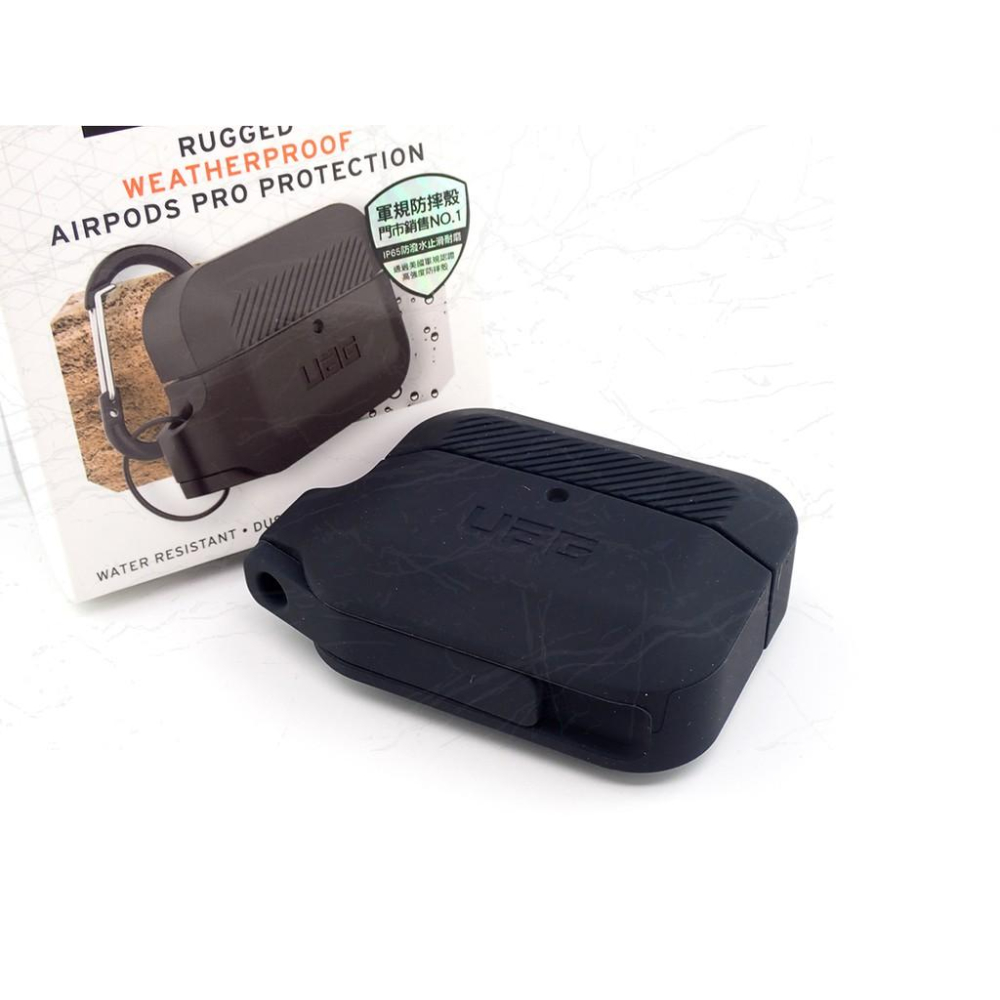 發問打折【限量促銷】 UAG AirPods Pro 耐衝擊防水防塵軟式保護殼-極黑 頂級厚矽膠材質 可拆式快掛扣設計-細節圖2