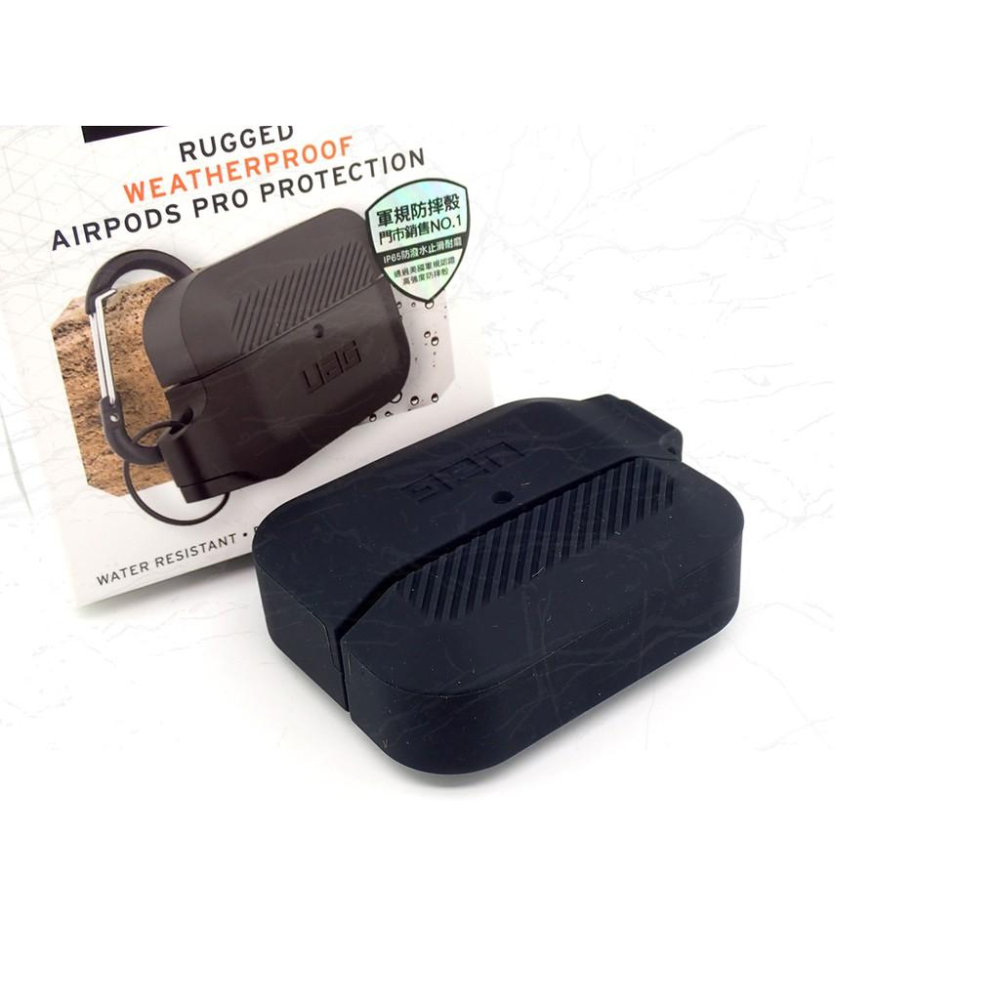 發問打折【限量促銷】 UAG AirPods Pro 耐衝擊防水防塵軟式保護殼-極黑 頂級厚矽膠材質 可拆式快掛扣設計-細節圖3