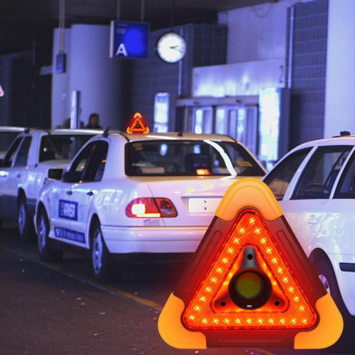 特價 🏆10W 汽車用三角警示燈/警示牌/照明燈 LED燈 緊急照明 戶外照明 汽車百貨