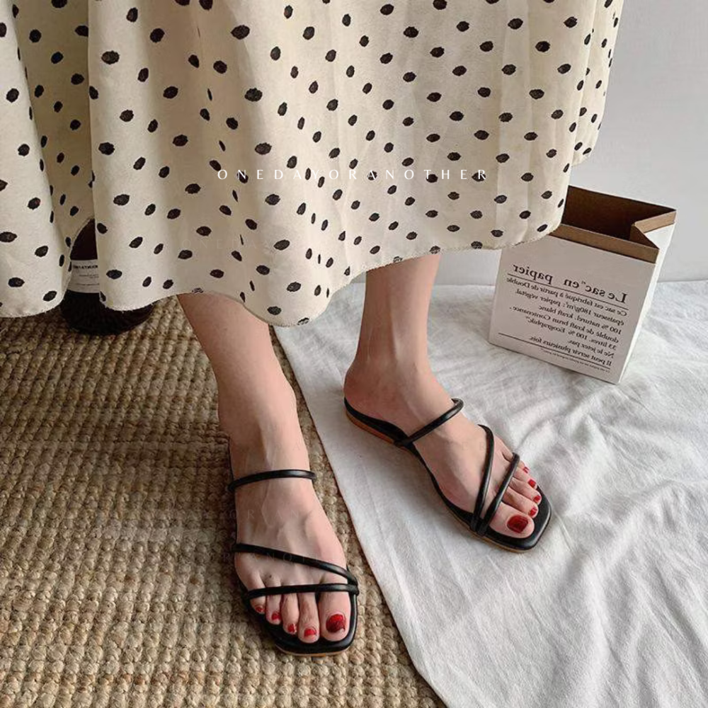 細帶平底輕便拖鞋 細帶拖鞋 羅馬涼鞋 一字交叉涼拖鞋 休閒涼鞋 平底拖鞋 羅馬鞋 居家拖鞋 外出拖鞋 百搭款 D303-細節圖2