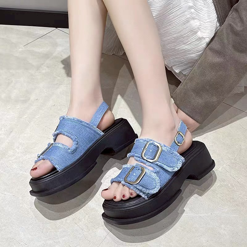 大尺碼42 厚底 增高 牛仔 毛邊 雙扣 露趾 涼鞋 後帶 女鞋 ins風 韓系 百搭 休閒 軟底 防滑 夏季 322-細節圖4