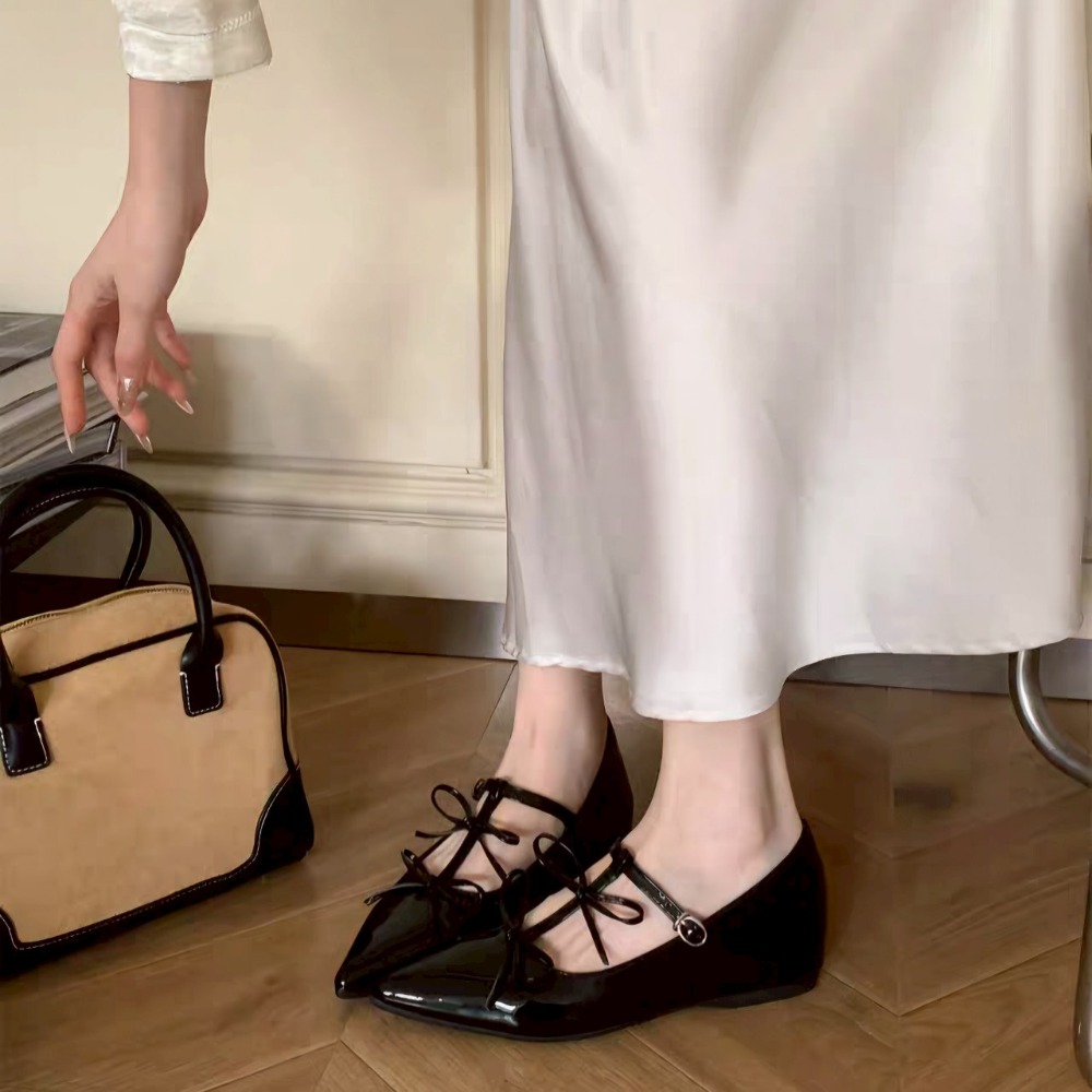 尖頭瑪麗珍鞋 女 平底鞋 綁帶設計 法式優雅 漆皮光澤 約會穿搭 通勤日常 小心機復古鞋 顯腿長 蝴蝶結軟底鞋 5938-細節圖3