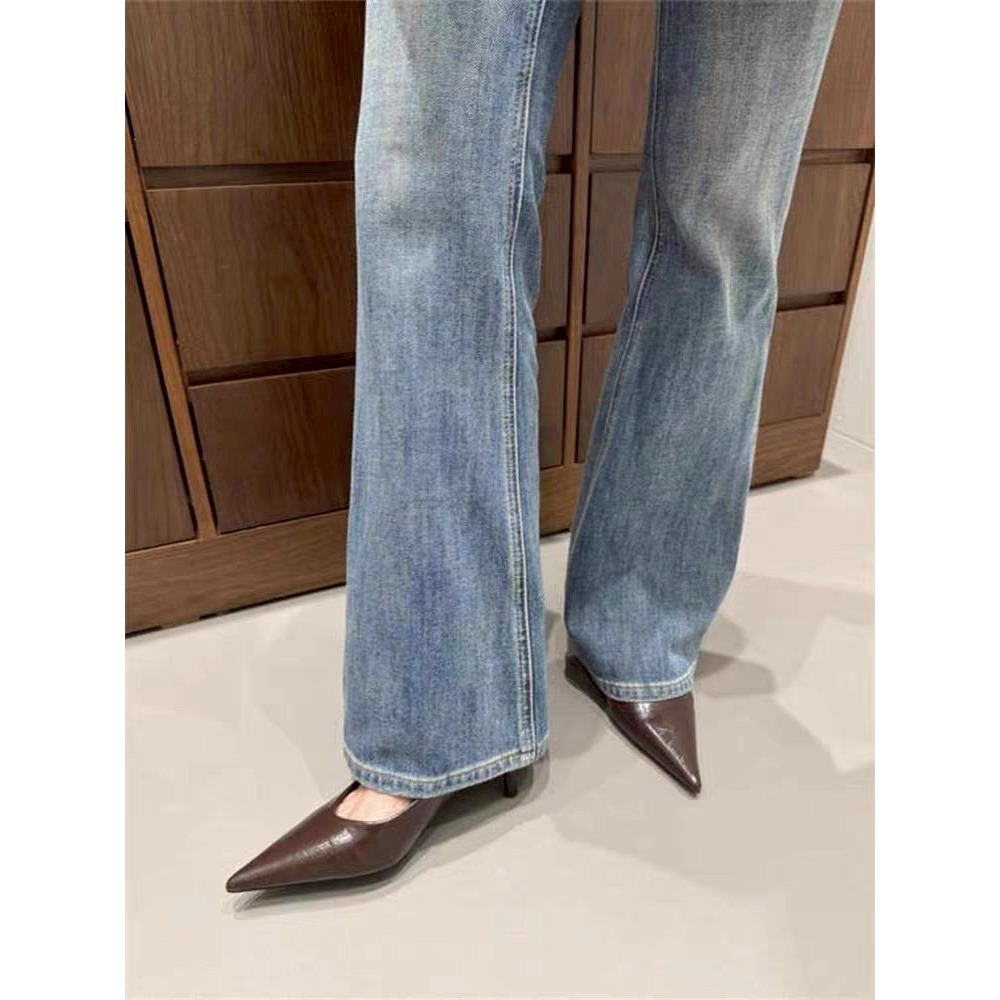 尖頭高跟鞋 女鞋 通勤小跟鞋 OL氣質鞋 百搭黑白 咖啡色跟鞋 穩跟上班鞋 正裝尖頭鞋 韓系通勤鞋 女生約會鞋G3228-細節圖4