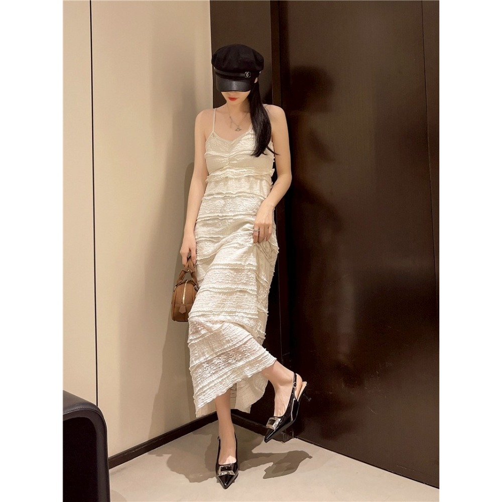 尖頭涼鞋 金屬扣涼鞋 小貓跟 女生低跟鞋 百搭跟鞋 正式感女鞋 光澤涼鞋 韓系鞋款 通勤鞋 女士高跟鞋 優雅鞋款A010-細節圖4