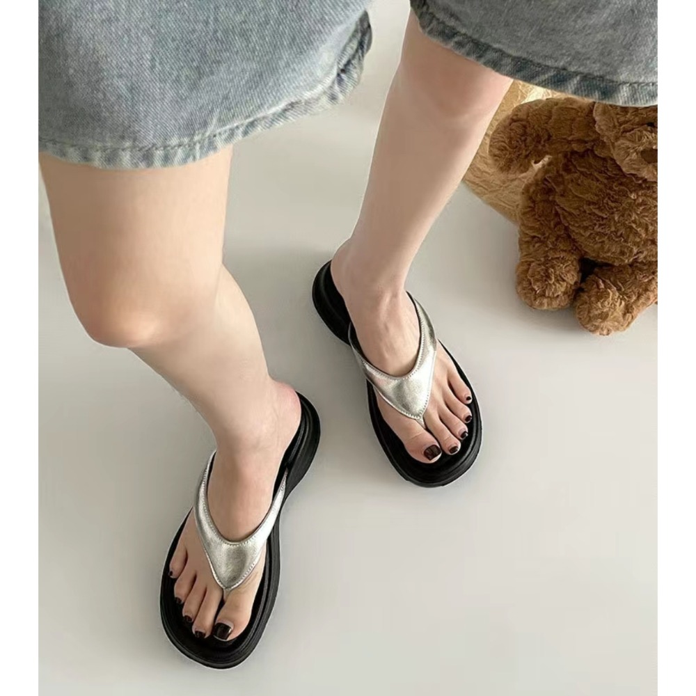 防水拖鞋 一體成型拖鞋 女拖鞋 厚底拖鞋 夾腳拖鞋 涼拖鞋 黑色拖鞋 銀色拖鞋 百搭拖鞋 止滑拖鞋 雨天拖鞋 QQ26-細節圖7