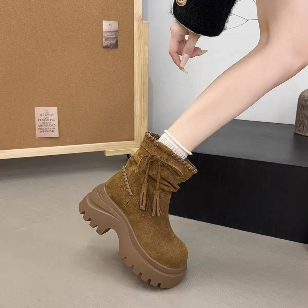 厚底絨面短靴 綁帶流蘇設計 防滑粗跟保暖靴 女生秋冬靴子 顯腿長氣質百搭 短靴 絨面靴 綁帶靴 防滑靴 女靴 9-3-細節圖8