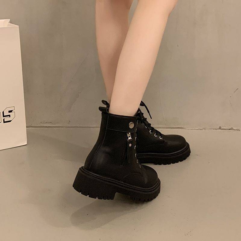 大尺碼42 短筒馬丁靴 厚底女靴 綁帶軍靴 粗底增高靴 側拉鍊靴 韓系酷帥短靴 工裝風女靴 防滑耐走靴 歐美穿搭1825-細節圖4