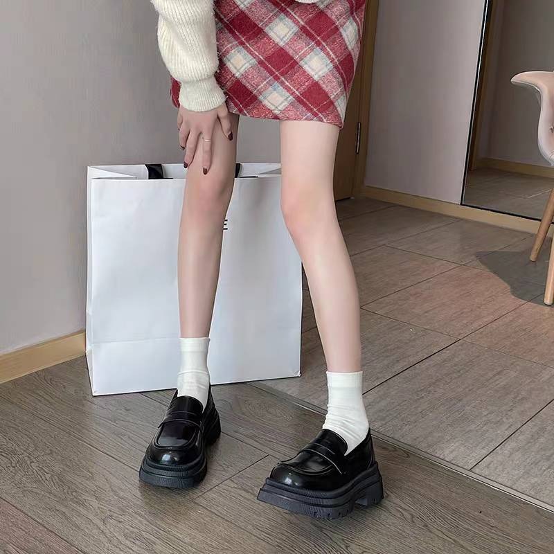 厚底樂福鞋 女款英倫風增高皮鞋 黑白百搭通勤鞋 防滑鋸齒大底 修飾腿型不累腳 日常上班學生穿搭必備 熱門推薦款AC567-細節圖4